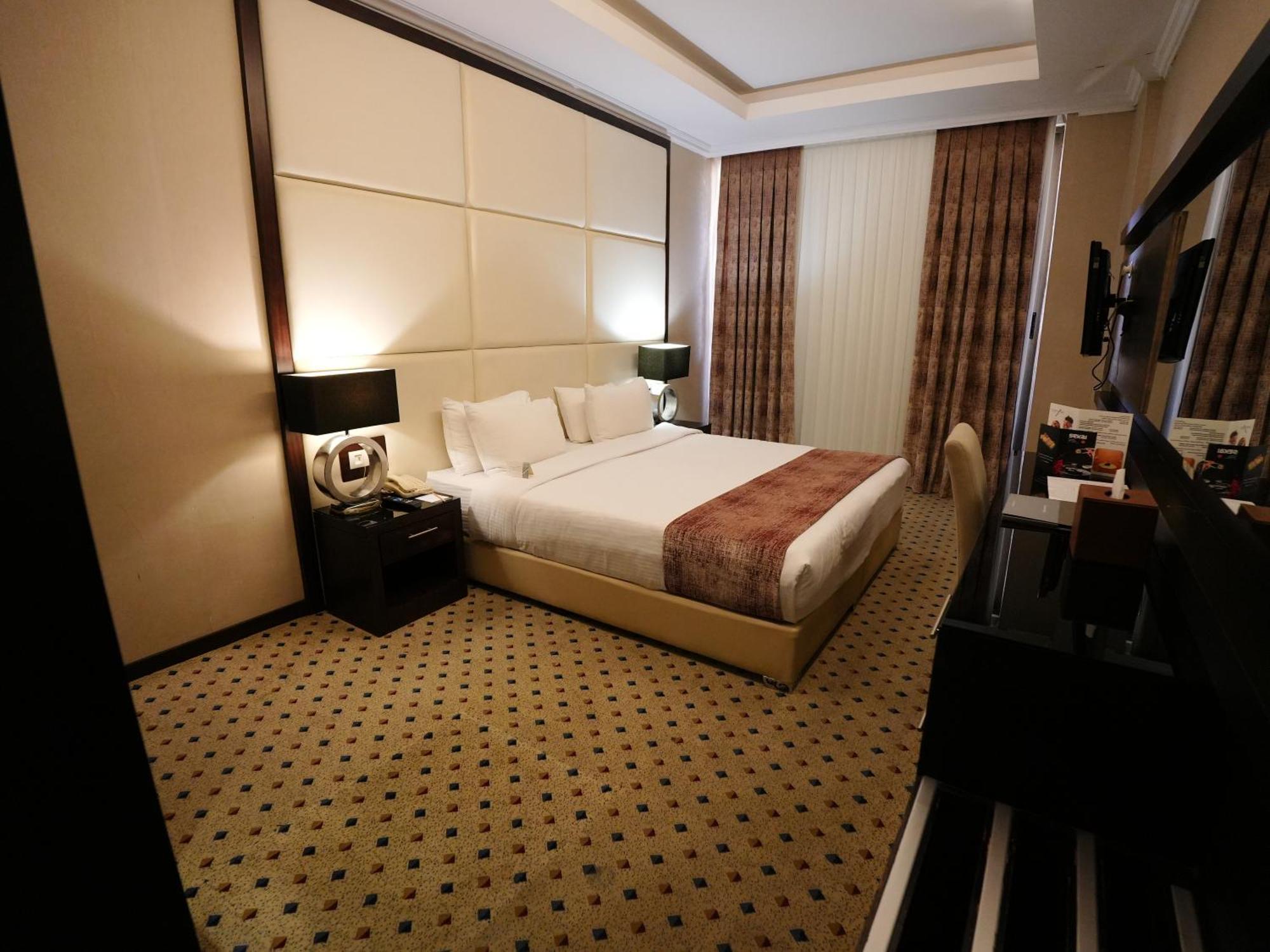 Canyon Hotel Erbil Exterior foto